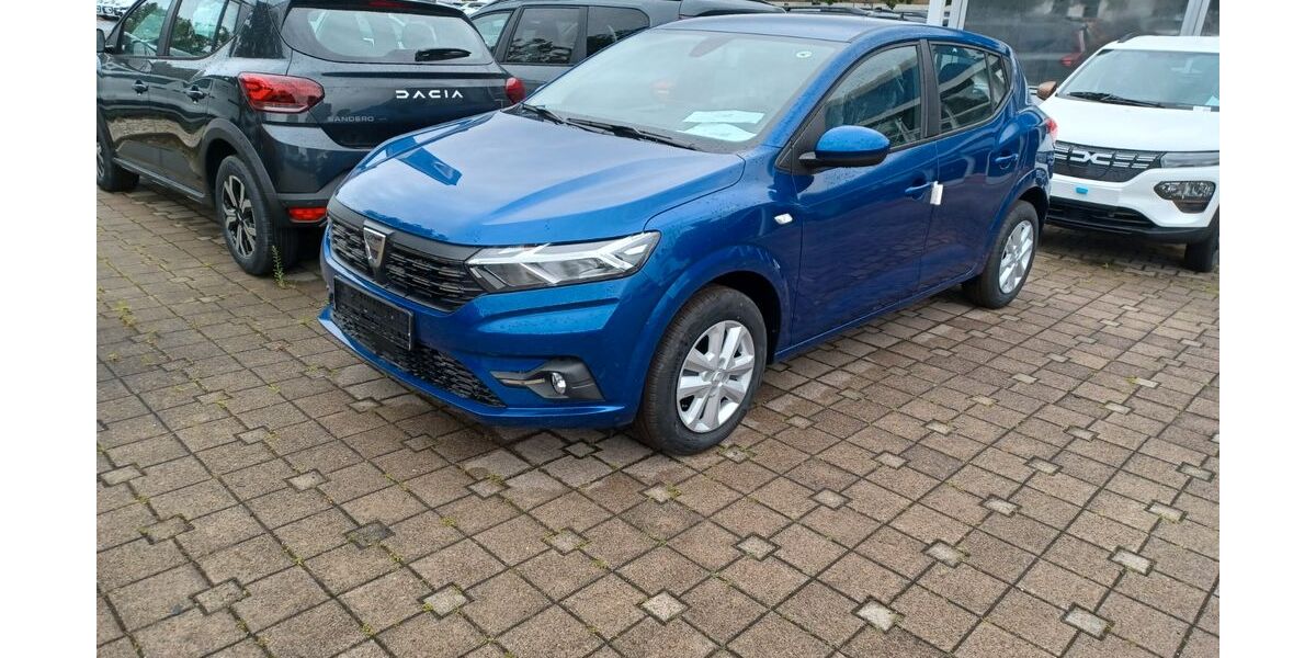 Dacia Sandero 15.700 km 13.400 &euro; Grammetal 99428