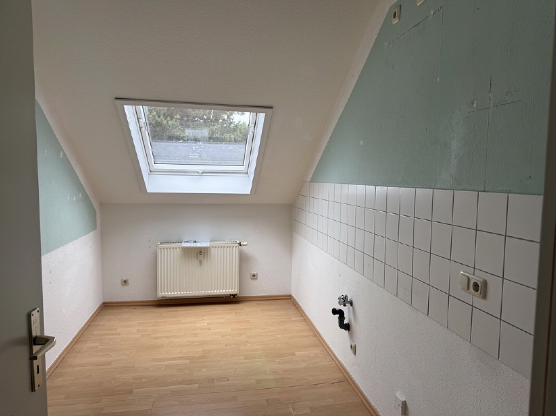 Oben wohnen. Zentral leben. Dachgeschosswohnung in Gotha. - Dachgeschoßwohnung Gotha | Angebot:26730904