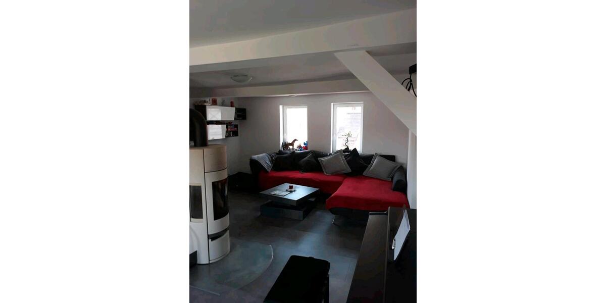Doppelhaushälfte Udestedt - 11 Zimmer, 240 m&sup2;, 185.000&euro; | Angebot:26580102