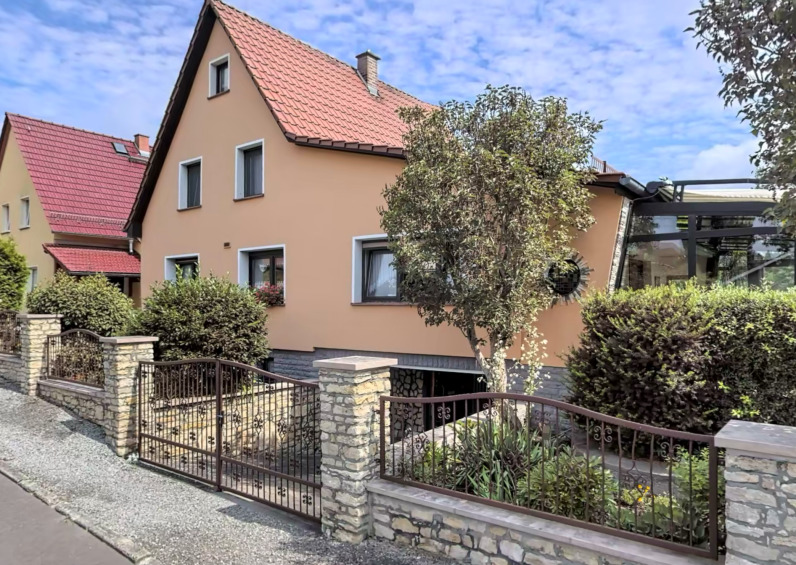 Einfamilienhaus Blankenhain - 5 Zimmer, 145 m&sup2;, 375.000&euro; | Angebot:26188470