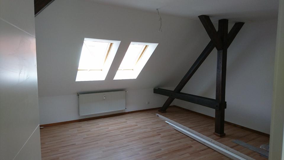 Dachgeschoßwohnung Erfurt Johannesplatz - 4 Zimmer, 130 m&sup2;, 1.400&euro; | Angebot:26048958
