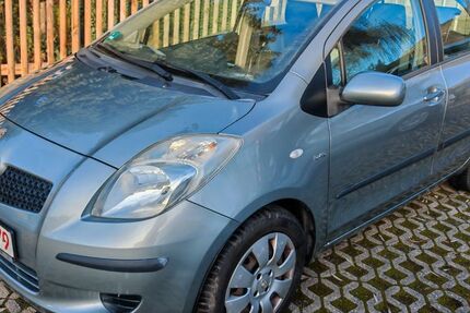 Toyota Yaris 262.000 km 1.790 &euro; Umpferstedt 99441