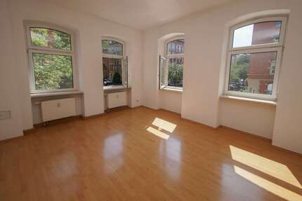 Wohnung zum Kaufen in Erfurt 220.480 € 80 m² 3 zimmer