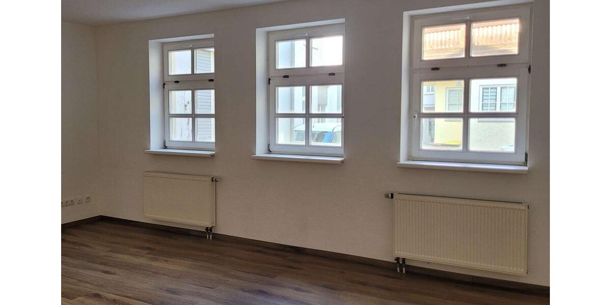 Erdgeschoßwohnung Gotha - 4 Zimmer, 140 m&sup2;, 950&euro; | Angebot:25221306