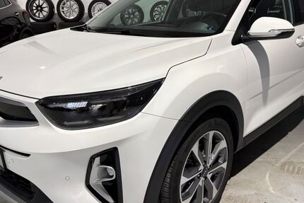 Kia Stonic 48.945 km 17.990 &euro; Erfurt 99085
