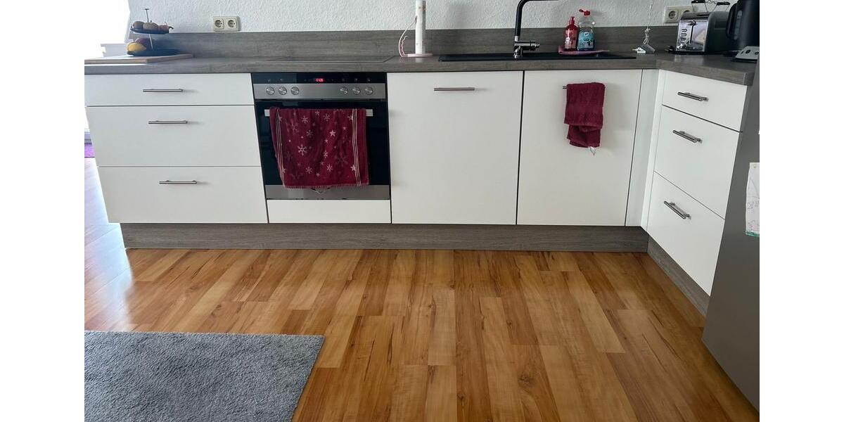 Dachgeschoßwohnung Kölleda - 3 Zimmer, 76 m&sup2;, 610&euro; | Angebot:25509052