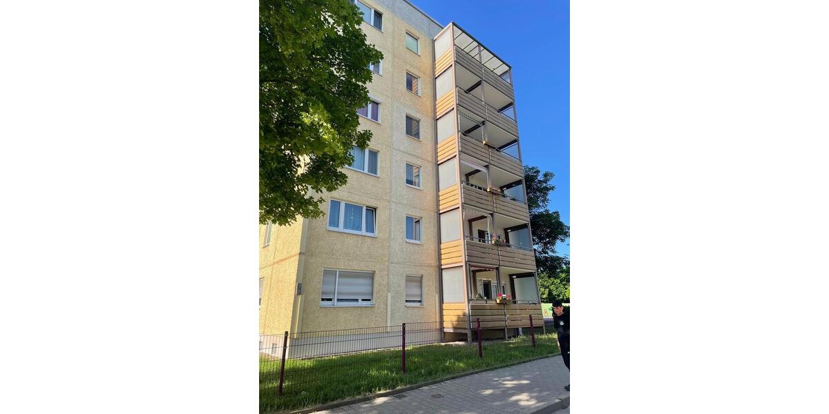 Zu vermieten: Wohnung in Sömmerda 4 zimmer