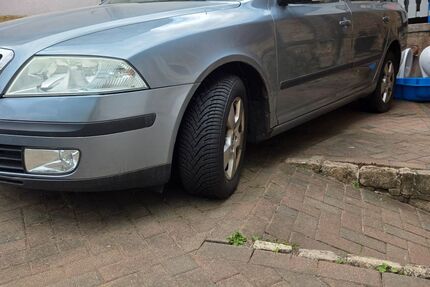Skoda Octavia 213.064 km 550 &euro; Bechstedtstraß 99428