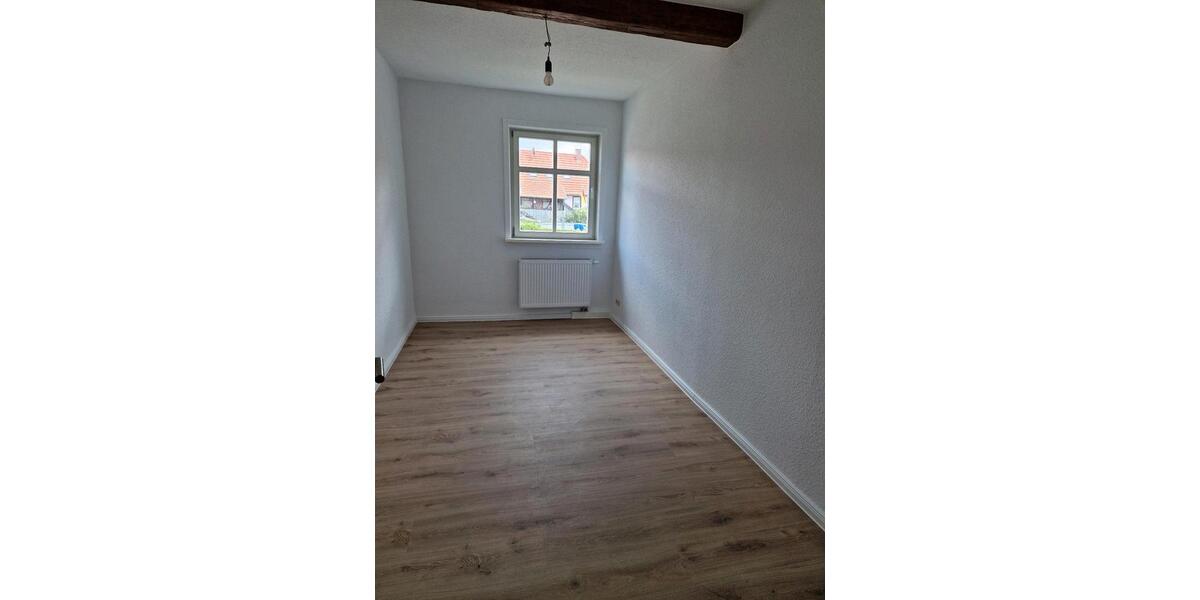 Erdgeschoßwohnung Nesse-Apfelstädt Apfelstädt - 4 Zimmer, 94 m&sup2;, 935&euro; | Angebot:26323085