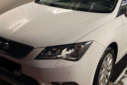 Seat Leon 196.000 km 7.900 &euro; Greußen 99718