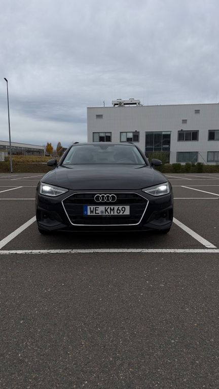 Audi A4 99.000 km 23.000 € Weimar 99423