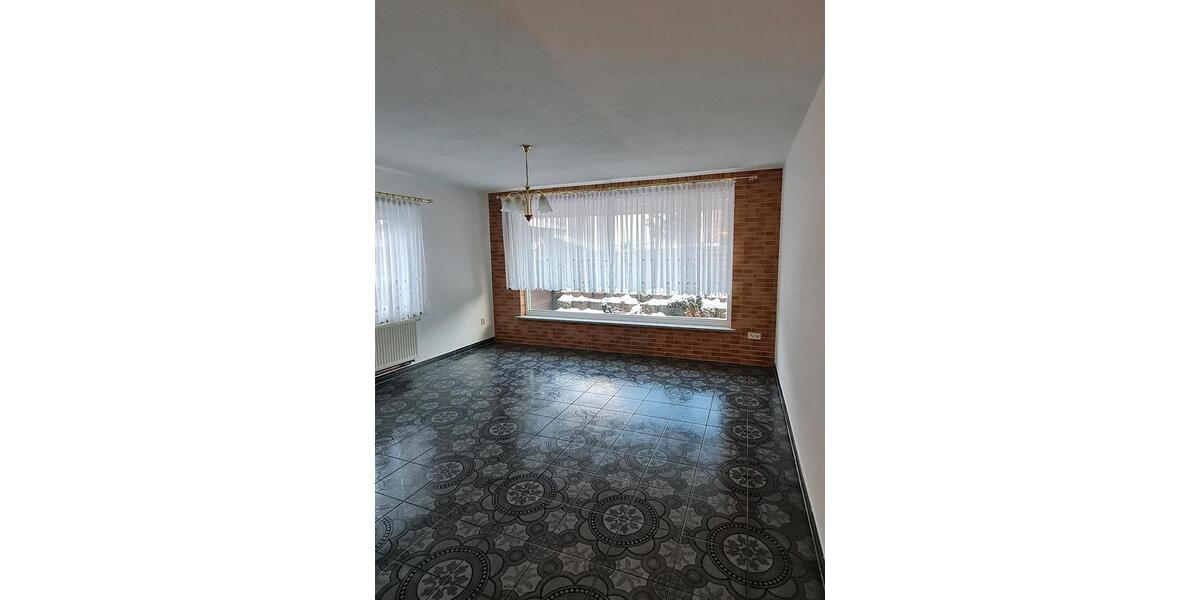 Erdgeschoßwohnung Kölleda - 3 Zimmer, 78 m&sup2;, 736&euro; | Angebot:24570970