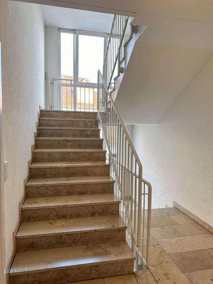 Zwei vermietete Wohnungen in Bestlage von Arnstadt – direkt an der Liebfrauenkirche 4 zimmer