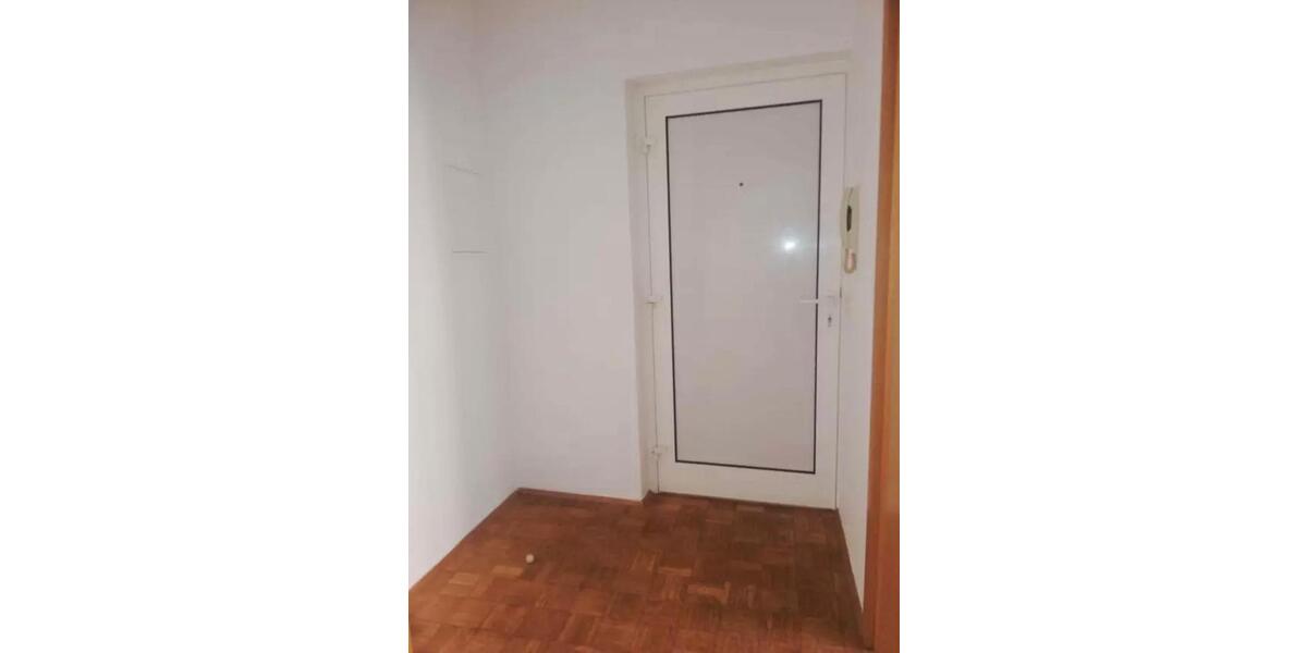Etagenwohnung Erfurt Johannesplatz - 1 Zimmer, 35 m&sup2;, 330&euro; | Angebot:26647263