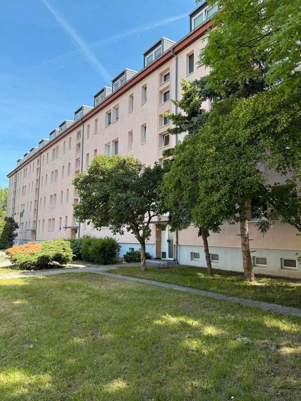 Frisch renovierte 3-Zimmer-Wohnung zimmer