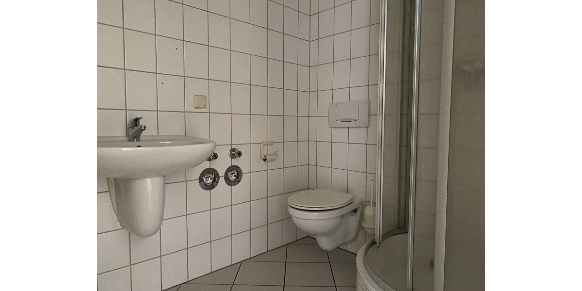 Schön wohnen am Innenstadtrand - 2- Gotha Suttnerstraße 1 / 2. OG | Angebot:27100712