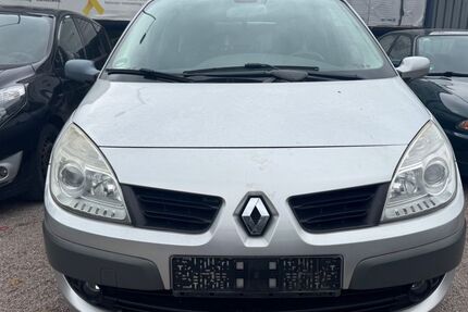 Renault Scenic 95.254 km 3.200 &euro; Erfurt 99089