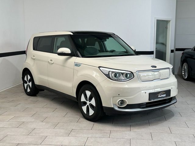 Kia Soul PLAY Navi*Leder*PDC*Klimaaut.*1.Hand 35.944 km 12.990 € Gebesee 99189