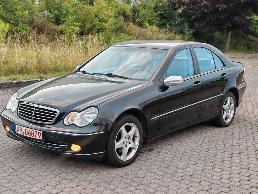 Mercedes-Benz C 180 229.000 km 2.490 € Umpferstedt 99441