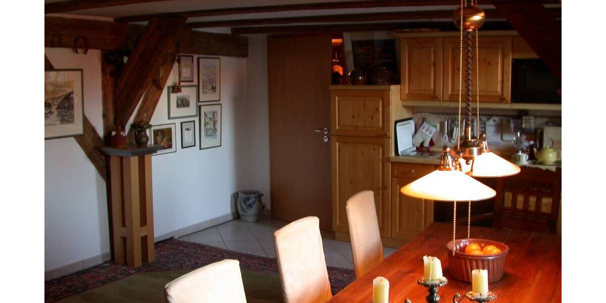 exklusive 3-Zimmer-Dachgeschosswohnung auf drei Ebenen 3 zimmer