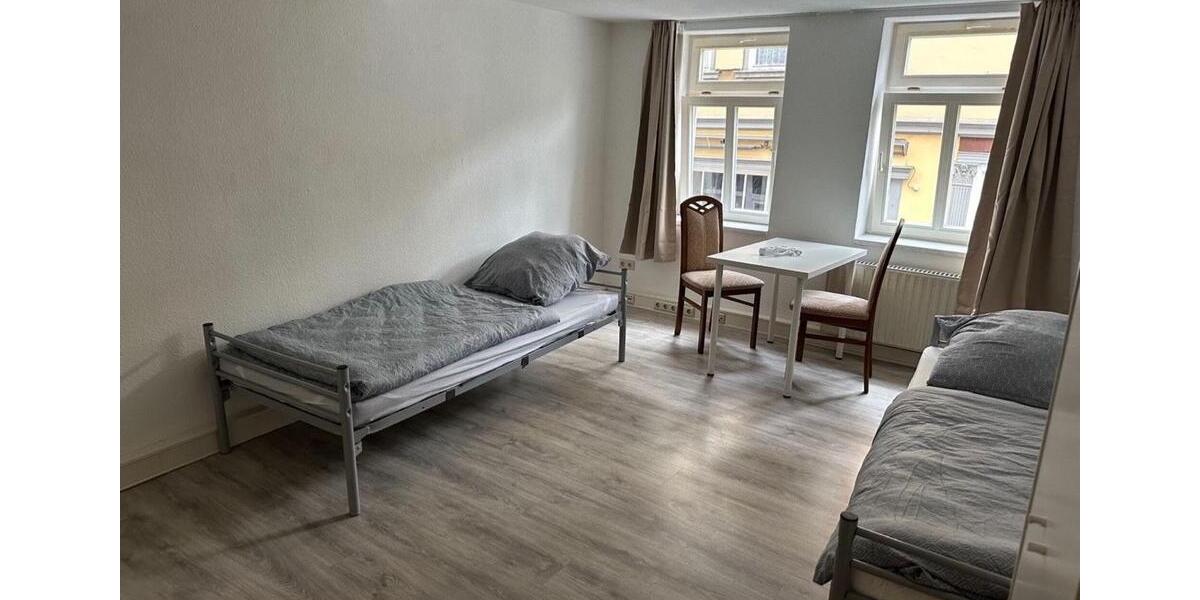Etagenwohnung Arnstadt - 5 Zimmer, 80 m&sup2;, 20&euro; | Angebot:24662824