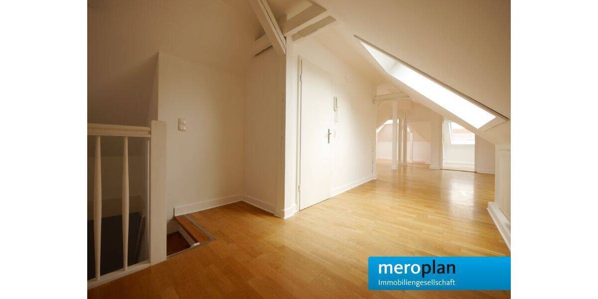 Etagenwohnung Weimar Westvorstadt - 2 Zimmer, 63 m&sup2;, 650&euro; | Angebot:26891503