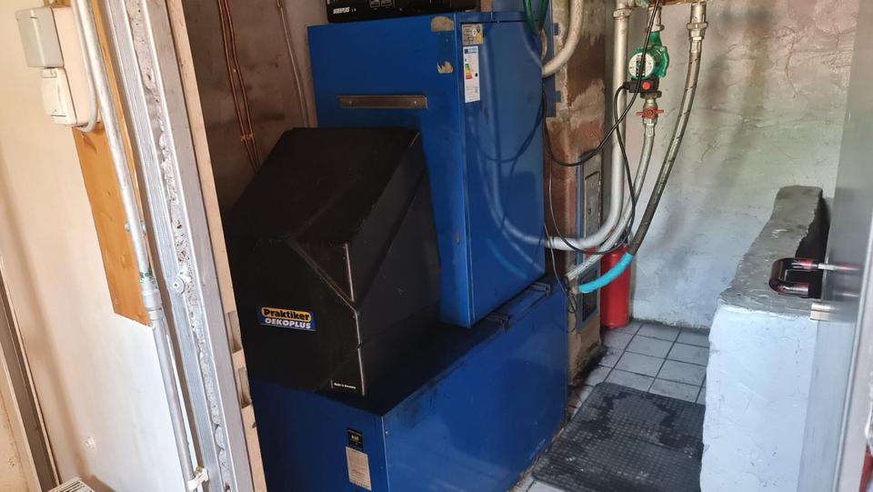 Einfamilienhaus Nesse-Apfelstädt Apfelstädt - 13 Zimmer, 230 m&sup2;, 110.000&euro; | Angebot:21605269