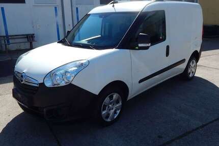Opel Combo 118.000 km 5.990 &euro; Erfurt 99092