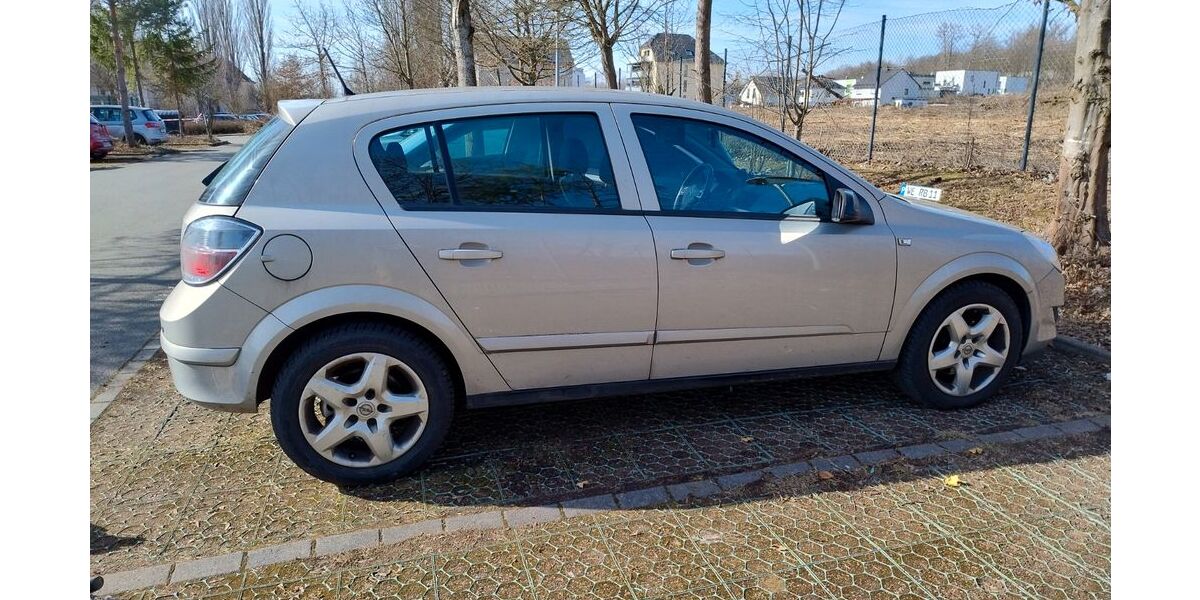 Opel Astra 134.000 km 2.300 &euro; Weimar 99427