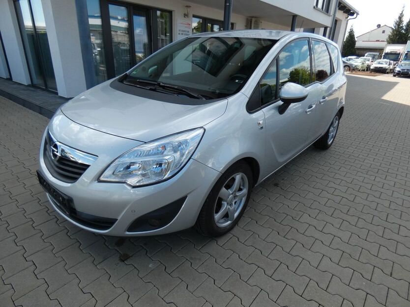 Opel Meriva 193.000 km 2.090 € Erfurt 99087
