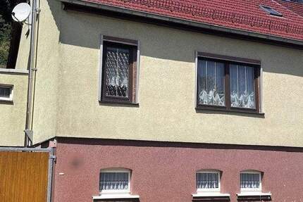 Haus Ohrdruf - 4 Zimmer, 95 m&sup2;, 115.000&euro; | Angebot:25772408