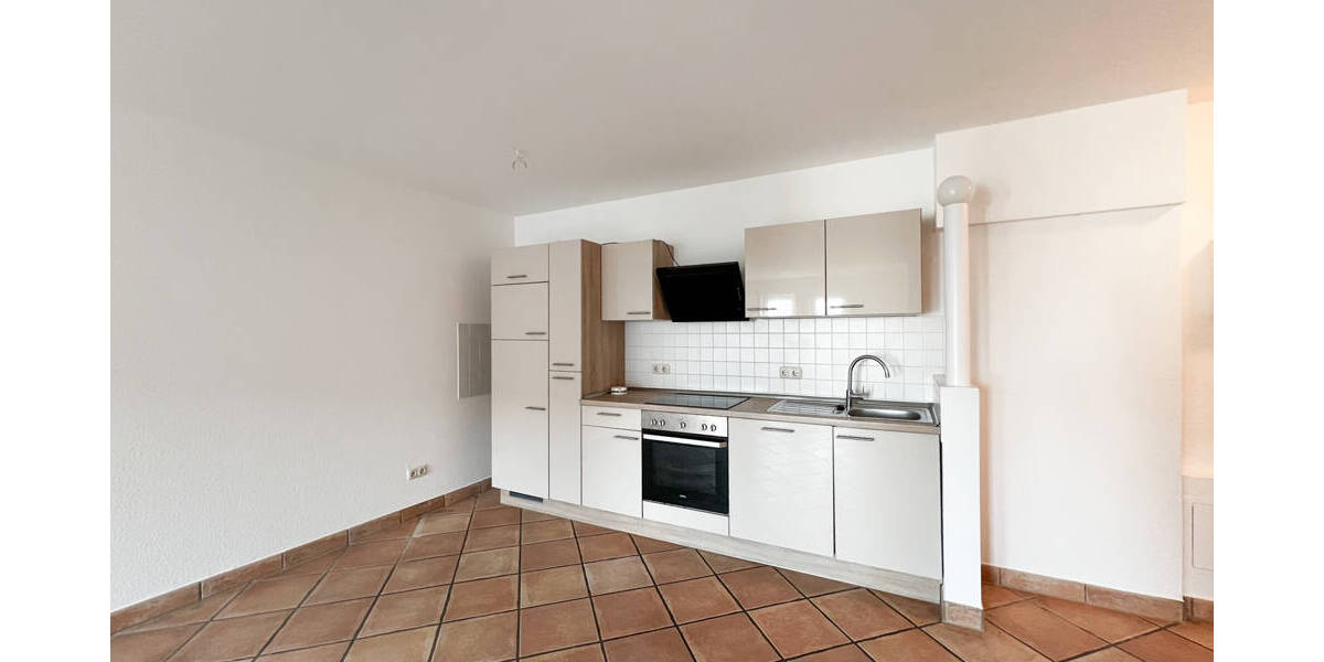 Moderne, bezugsbereite 1Raumwohnung mit Einbauküche & Stellplatz 1 zimmer