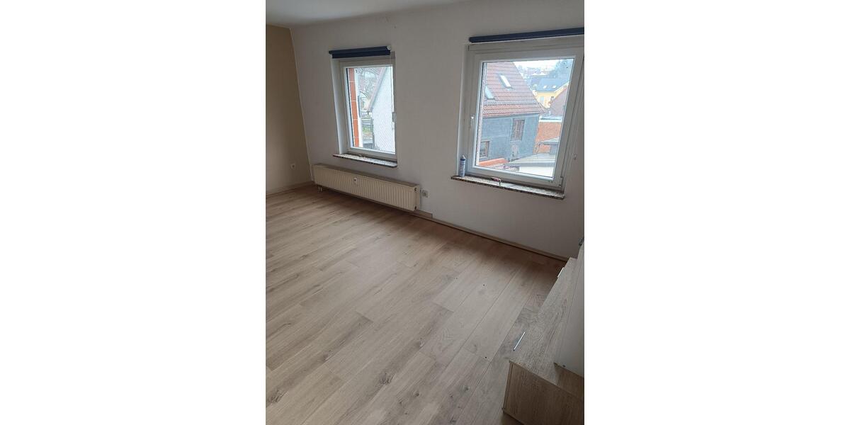 Dachgeschoßwohnung Geratal Geraberg - 4 Zimmer, 73 m&sup2;, 329&euro; | Angebot:25995885