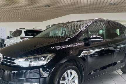 VW Touran 108.414 km 17.470 &euro; Ohrdruf 99885