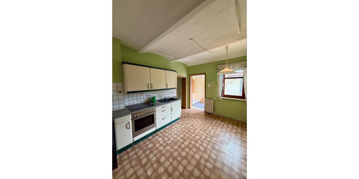 Erdgeschoßwohnung Greußen - 4 Zimmer, 60 m&sup2;, 47.500&euro; | Angebot:27020772