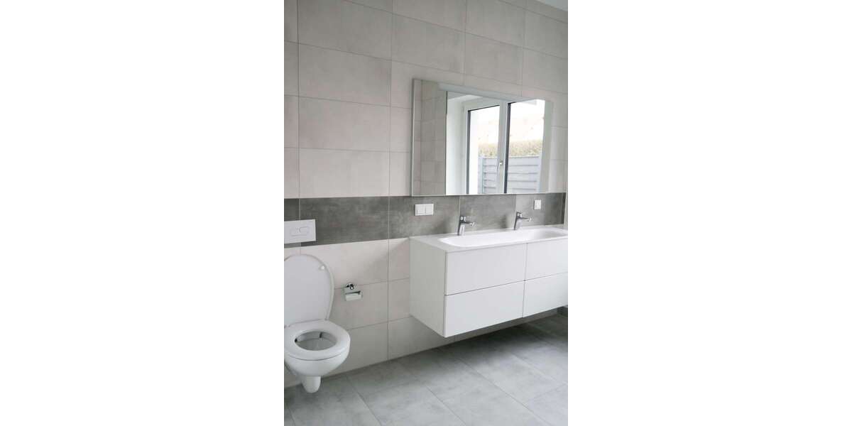 Etagenwohnung Arnstadt - 3 Zimmer, 119 m&sup2;, 1.099&euro; | Angebot:24570469