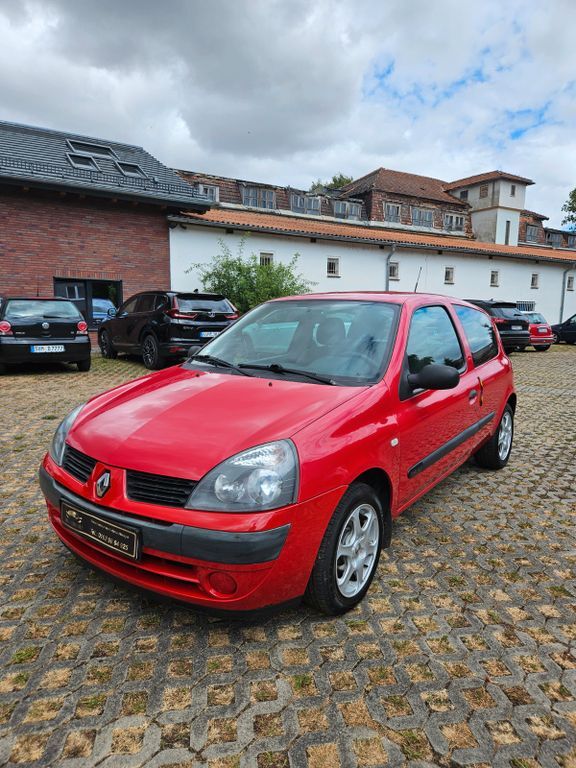 Renault Clio 84.232 km 2.690 € Sömmerda 99610