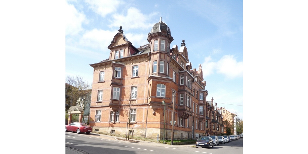 Traumhaft Wohnen in alter Klinkervilla 4 zimmer