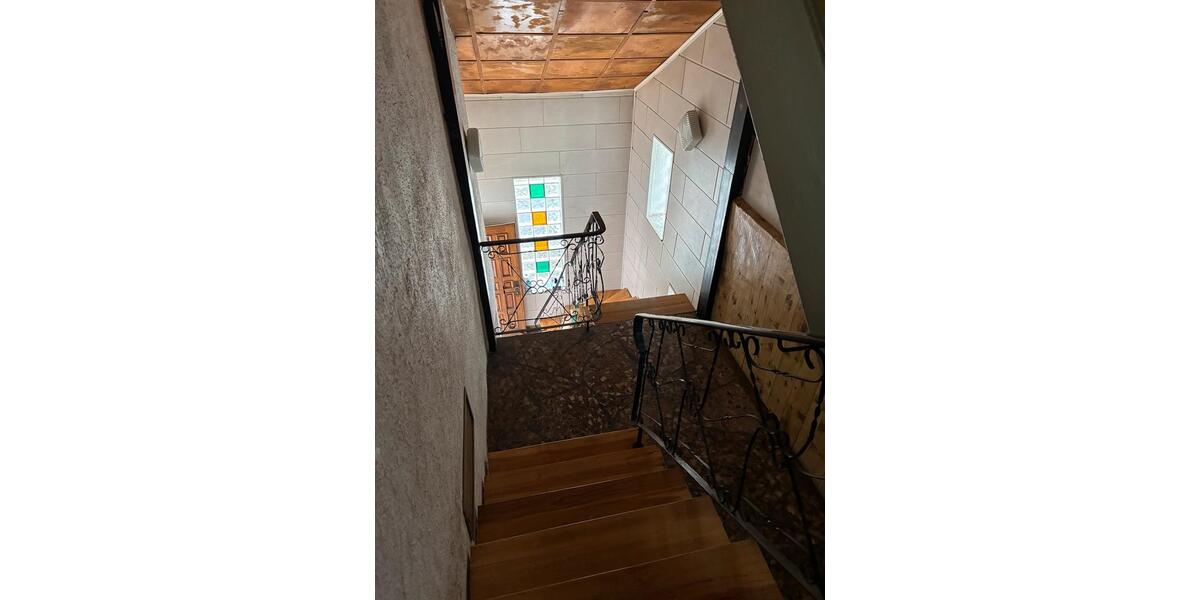 Mehrfamilienhaus, Wohnhaus Geratal Geraberg - 9 Zimmer, 200 m&sup2;, 160.000&euro; | Angebot:24469804