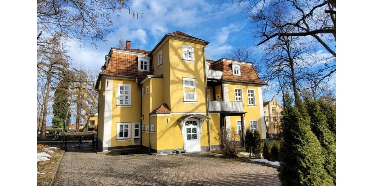 Etagenwohnung Gotha - 5 Zimmer, 152 m&sup2;, 1.200&euro; | Angebot:24997172