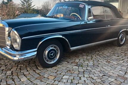 Mercedes-Benz 220 73.356 km 59.900 &euro; Arnstadt 99310