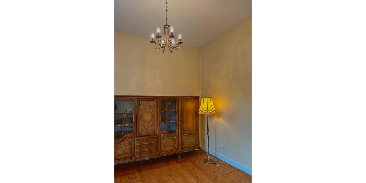 Etagenwohnung Kranichfeld - 5 Zimmer, 123 m&sup2;, 90&euro; | Angebot:20665020