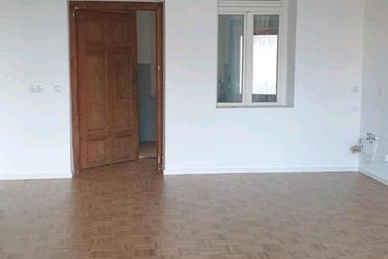 Wohnung Erfurt Linderbach - 2 Zimmer, 68 m&sup2;, 750&euro; | Angebot:25512328