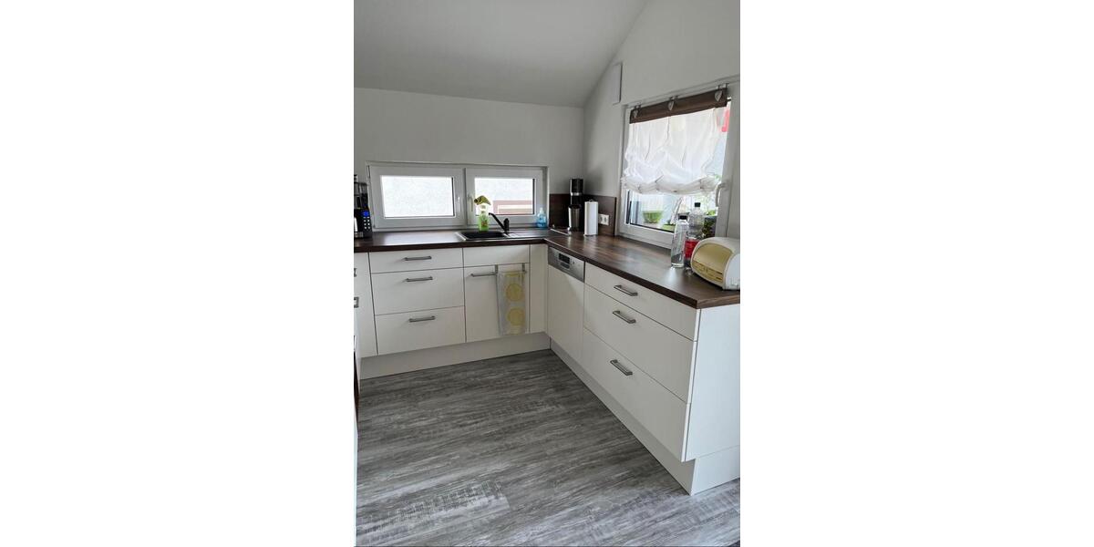 Einfamilienhaus Elxleben - 4 Zimmer, 120 m&sup2;, 1.300&euro; | Angebot:27666196