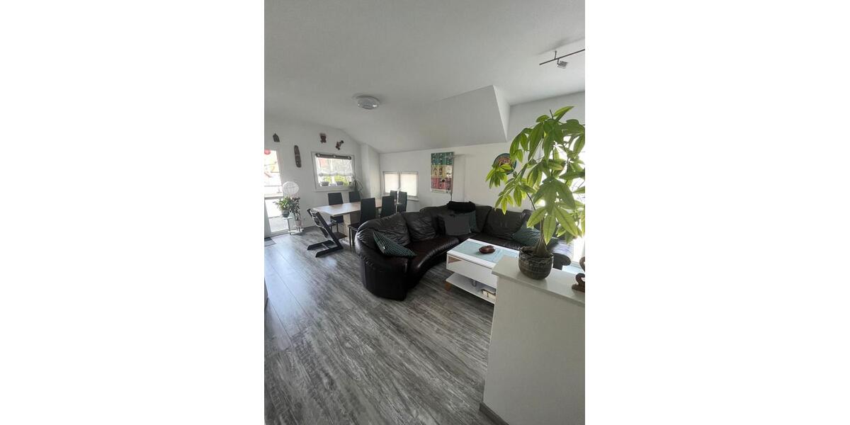 Einfamilienhaus Elxleben - 4 Zimmer, 120 m&sup2;, 1.300&euro; | Angebot:27666196
