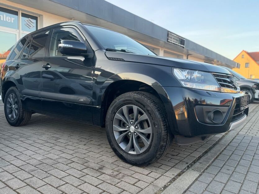 Suzuki Grand Vitara 228.900 km 8.499 € Ichtershausen 99334