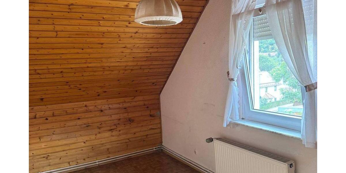 Einfamilienhaus Erfurt Hochheim - 1 Zimmer, 182 m&sup2;, 320.000&euro; | Angebot:26820058