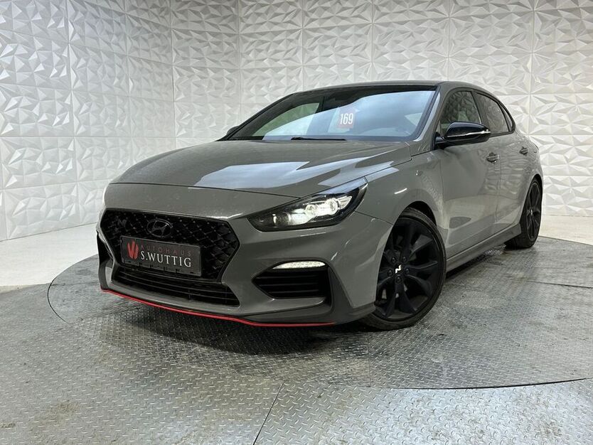 i30