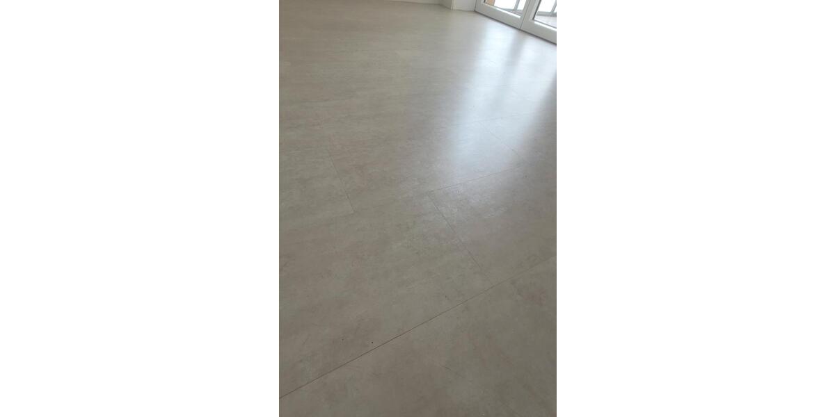 Jetzt einziehen und erst im Januar Miete zahlen!!! 3 zimmer