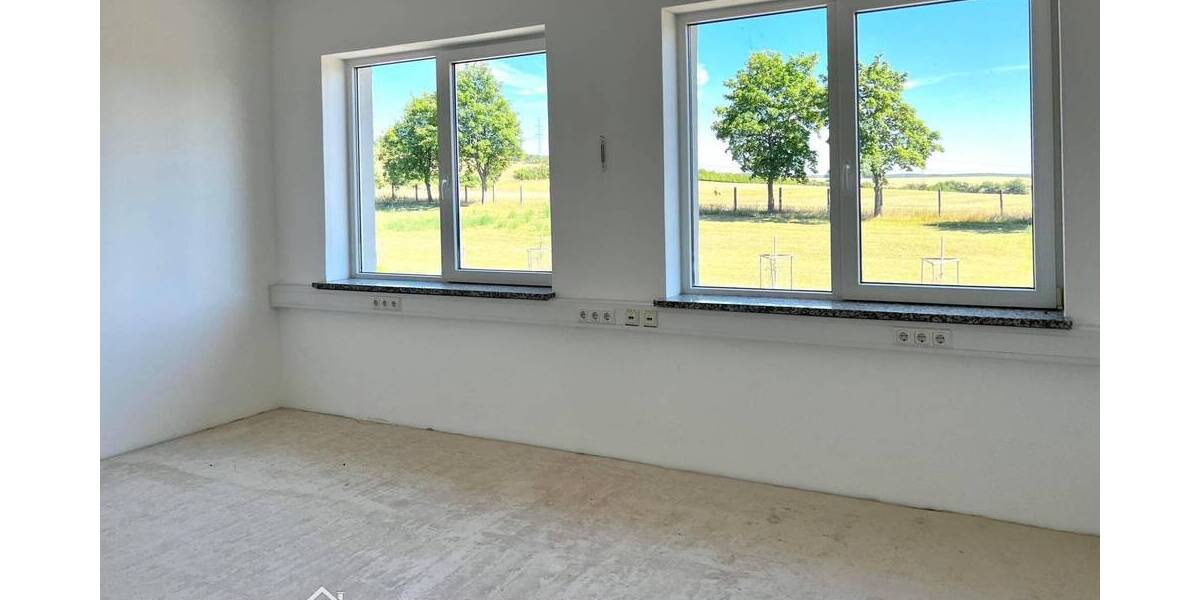 Büro mit Lagerfläche und Weitblick zimmer